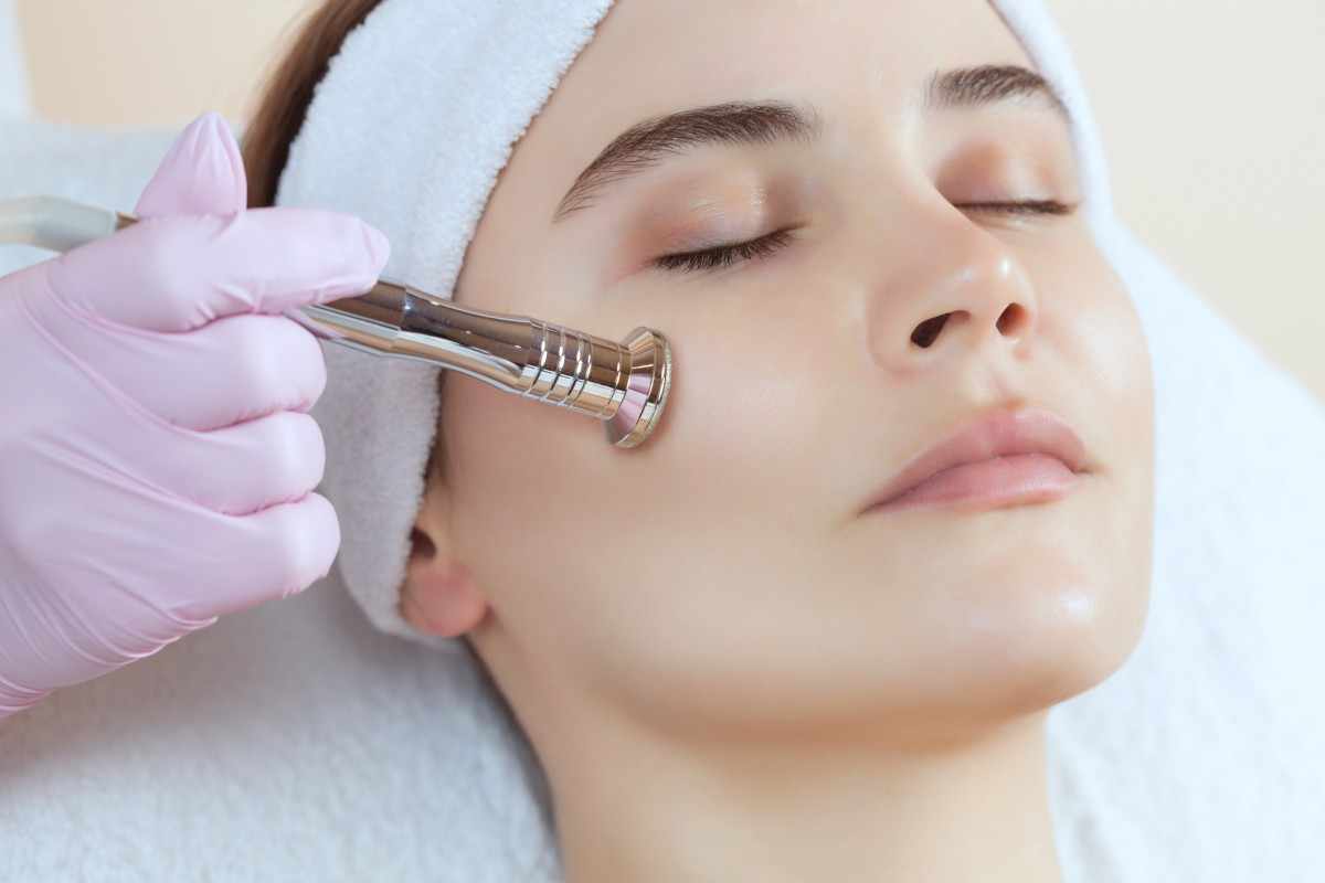 Benefícios do Peeling de Diamante!